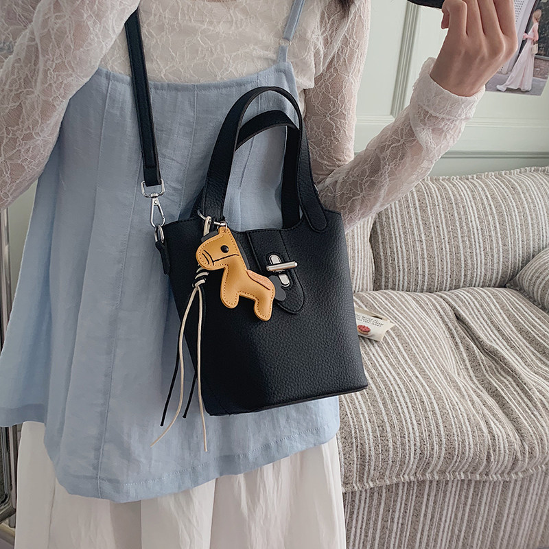 Luxury Bags Quiet - Tas Keranjang Mini Picotin Kulit Sapi