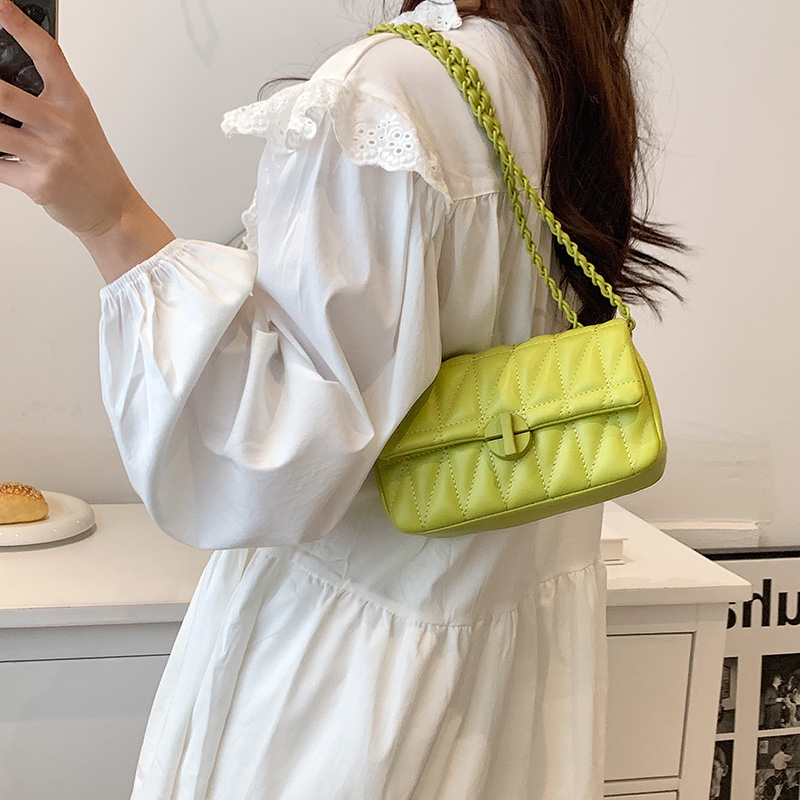 Tas Selempang Rantai Sulaman S - Luxury Bags Consignment ulasan dan harga