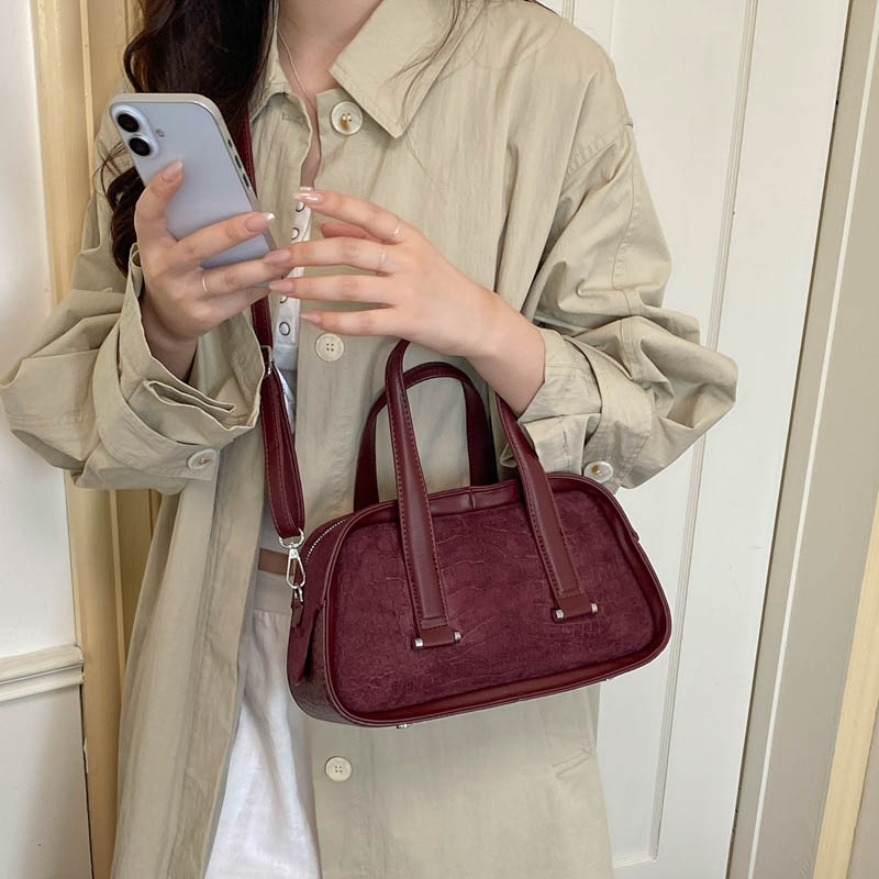 Tas Tangan Mini Boston Berteks - Luxury Bags Consignment ulasan dan harga