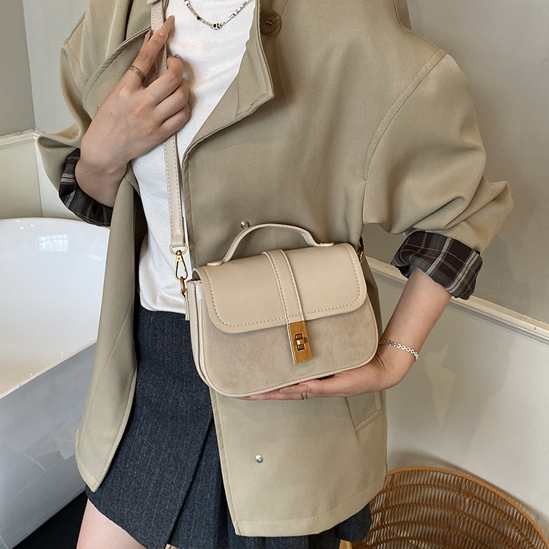 Tas Selempang Mini Persegi Ber - Luxury Bags Consignment ulasan dan harga