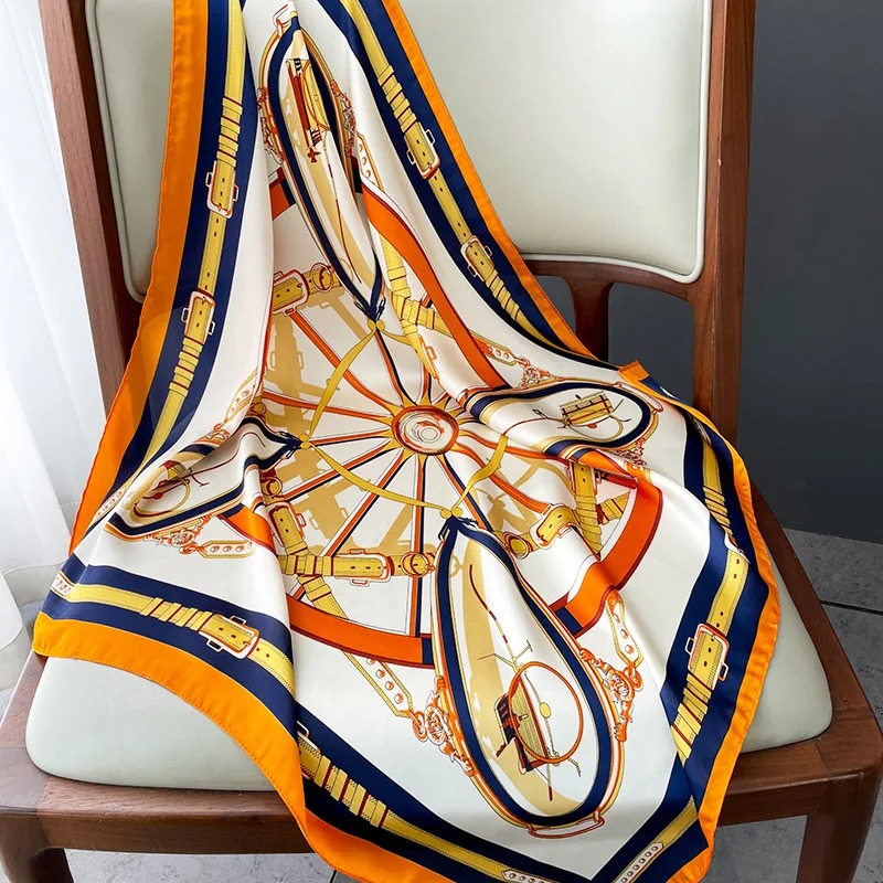 Syal Sutra Persegi Tipis Desai - Luxury Bags Online ulasan dan harga