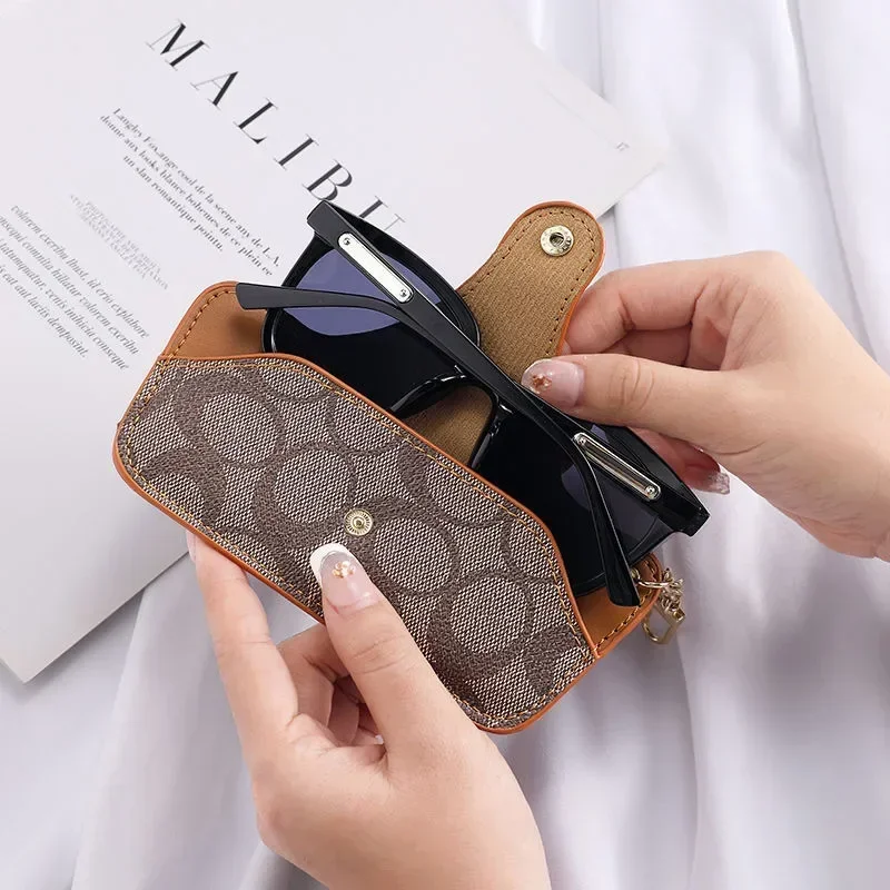 Kantong Kacamata Kulit Cetak V - Luxury Bags Consignment ulasan dan harga